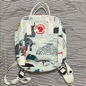 Fjallraven Kanken Mini in Birch Forrest